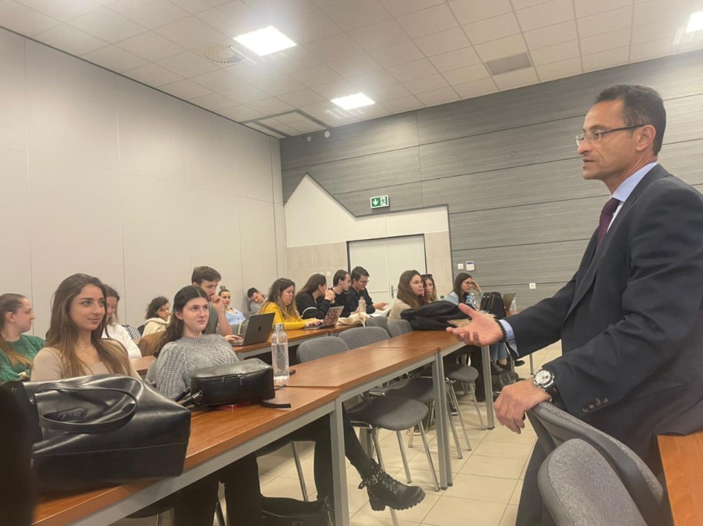 Dr. Hazem Halim explaining models
